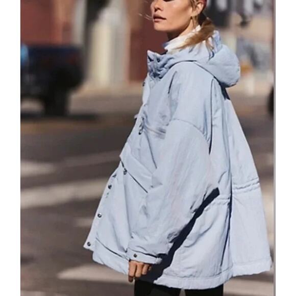 Free People Billie Boxy Lightweight Insulated Jacket Medium Large NWT - Picture 6 of 6